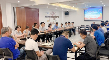 政企同心共克時艱 飛友黨支部參加黨日共學活動聚焦玩具技術開發與銷售